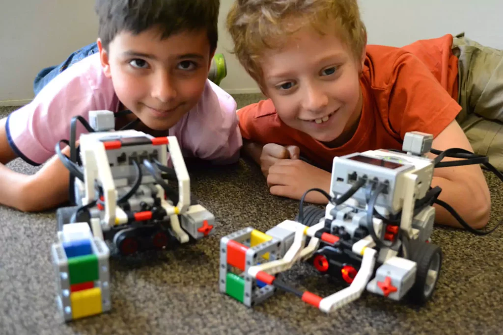 دوره‌های رباتیک لگوی LEGO آموزشی